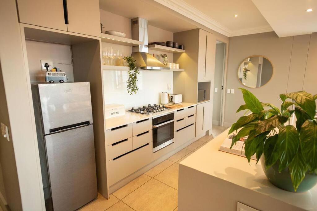 Hermanus Waterfront, Ocean Deluxe - Apartment 2 エクステリア 写真