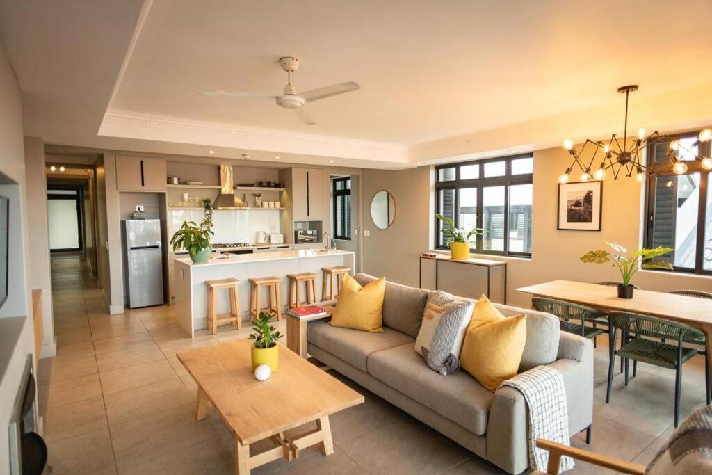 Hermanus Waterfront, Ocean Deluxe - Apartment 2 エクステリア 写真