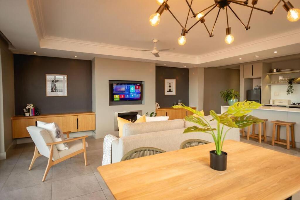 Hermanus Waterfront, Ocean Deluxe - Apartment 2 エクステリア 写真