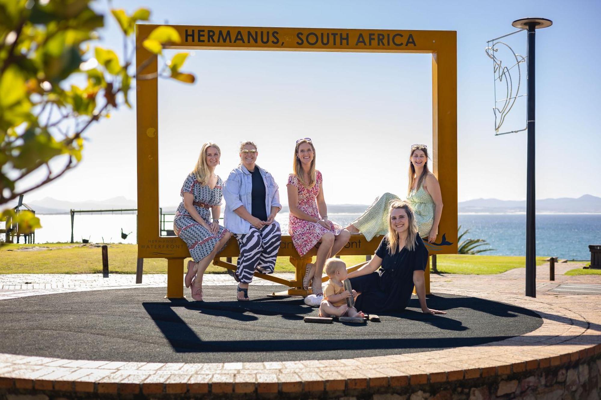Hermanus Waterfront, Ocean Deluxe - Apartment 2 エクステリア 写真